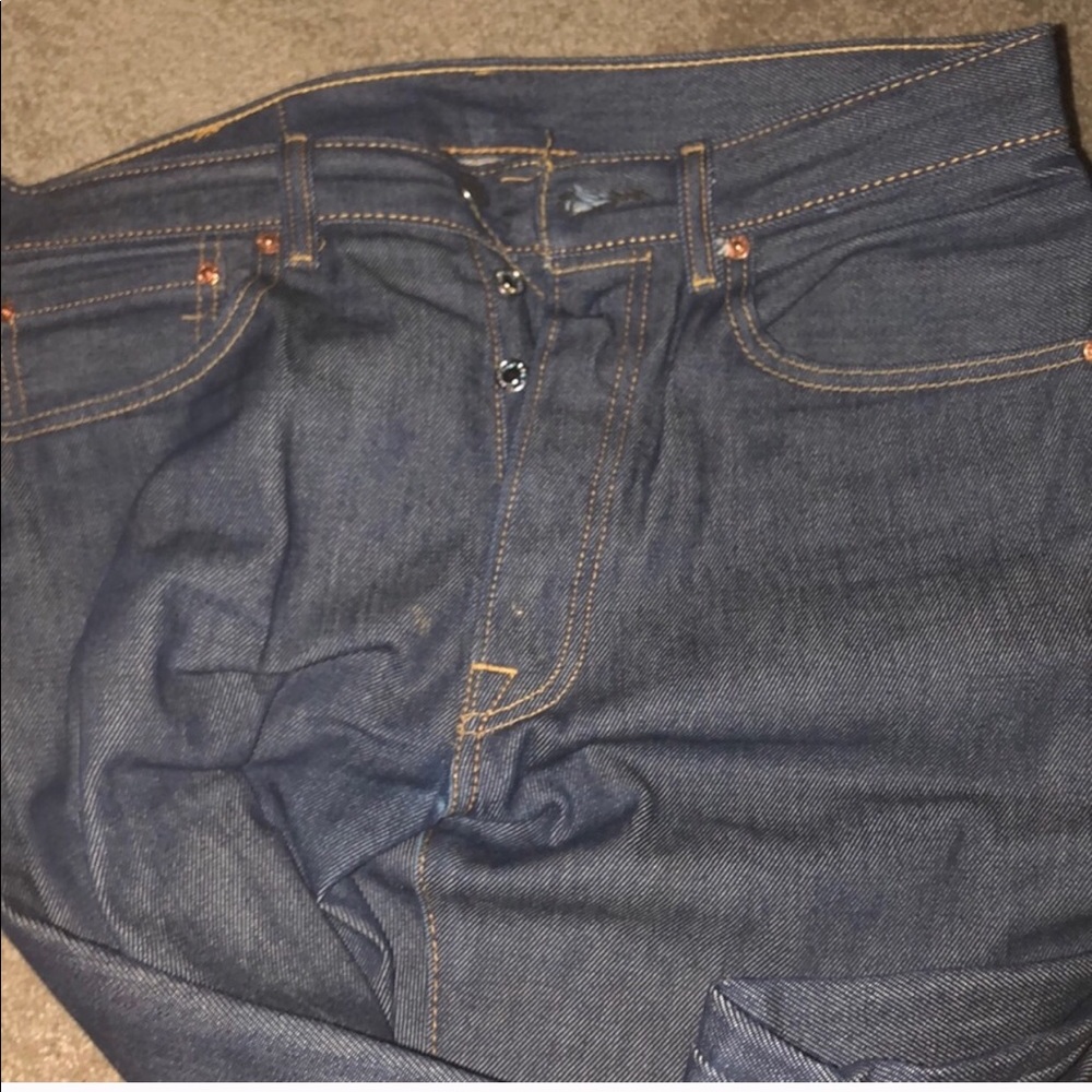 Levi’s - Picture 2 of 5